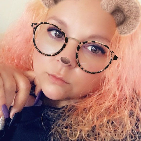 Meet your Posher, Trista - Picture 3 of 3